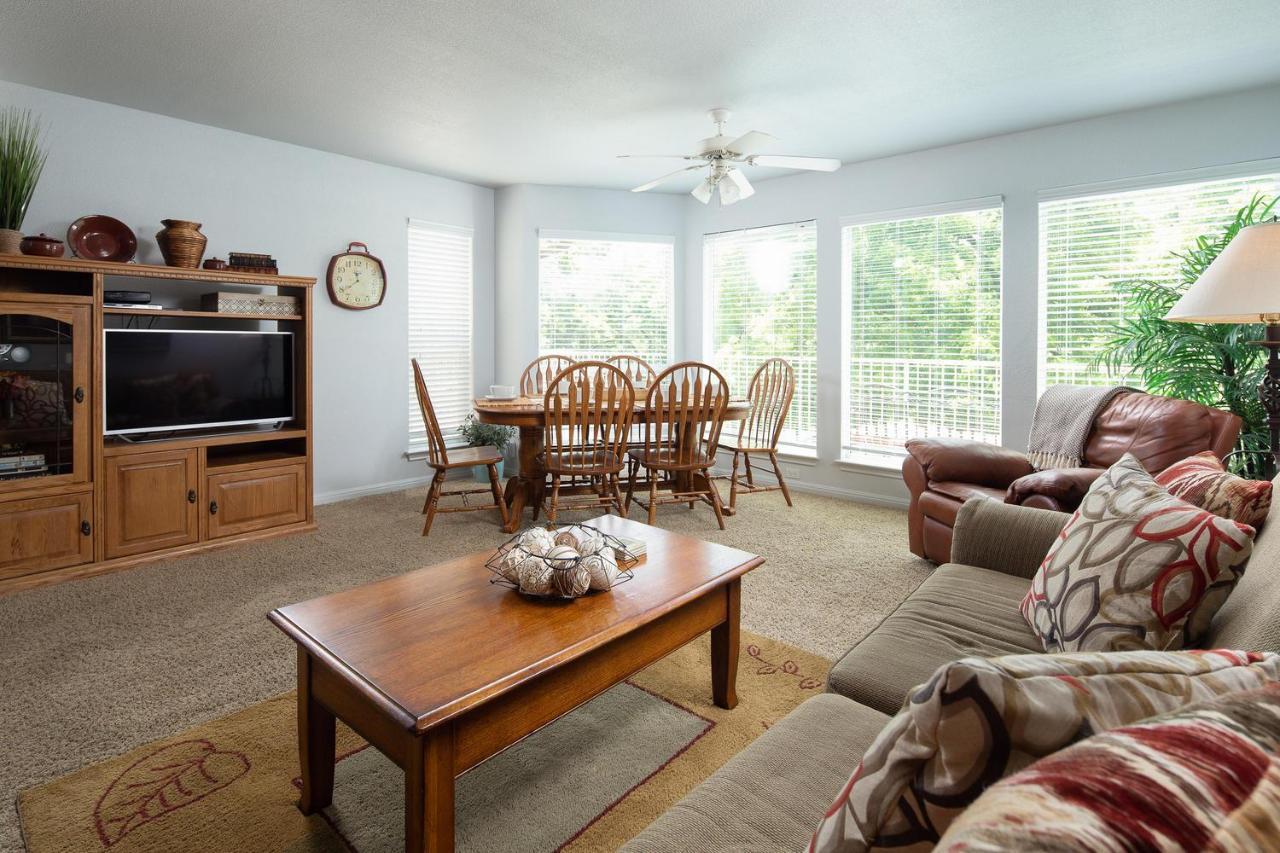 Urban Bungalow Ww C301 New Braunfels Εξωτερικό φωτογραφία